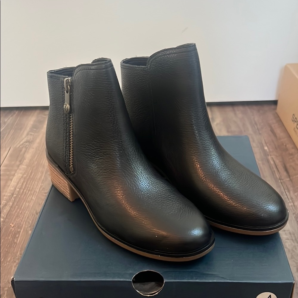 Black Ankle Boots